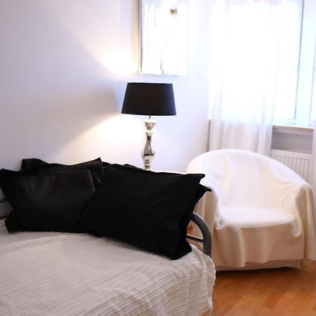 Moderne Studio Apartments Und 4 Zimmer Wohnungen In Oberhausen, Ideal Fuer Geschaeftsreisende Und Monteure Exteriör bild