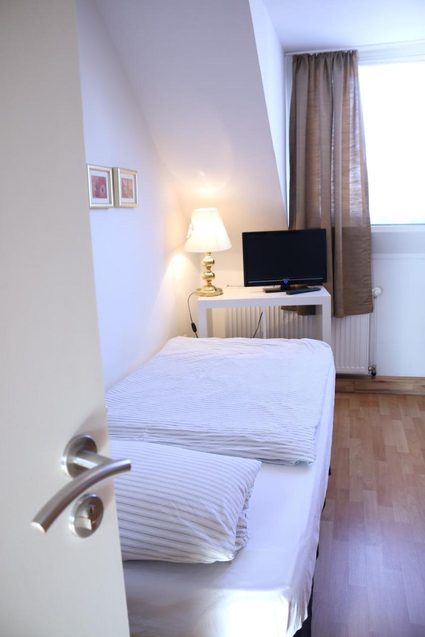 Moderne Studio Apartments Und 4 Zimmer Wohnungen In Oberhausen, Ideal Fuer Geschaeftsreisende Und Monteure Exteriör bild