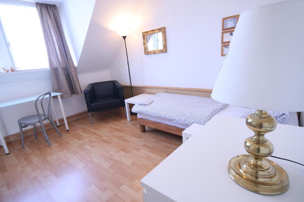 Moderne Studio Apartments Und 4 Zimmer Wohnungen In Oberhausen, Ideal Fuer Geschaeftsreisende Und Monteure Exteriör bild