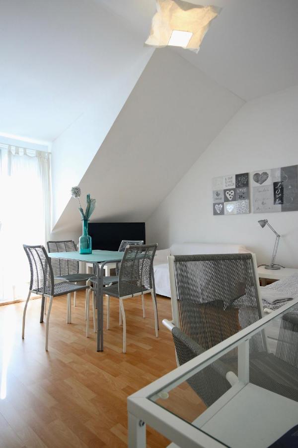 Moderne Studio Apartments Und 4 Zimmer Wohnungen In Oberhausen, Ideal Fuer Geschaeftsreisende Und Monteure Exteriör bild