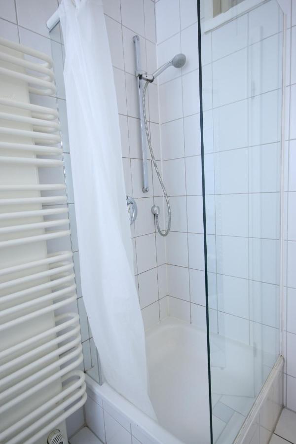 Moderne Studio Apartments Und 4 Zimmer Wohnungen In Oberhausen, Ideal Fuer Geschaeftsreisende Und Monteure Exteriör bild