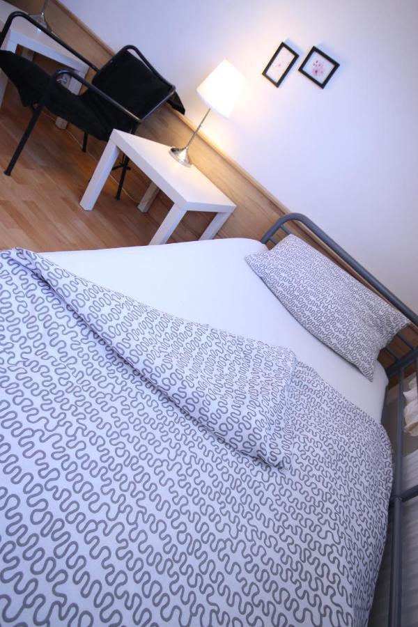 Moderne Studio Apartments Und 4 Zimmer Wohnungen In Oberhausen, Ideal Fuer Geschaeftsreisende Und Monteure Exteriör bild